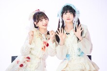 左から澪川舞香、小野寺梓。