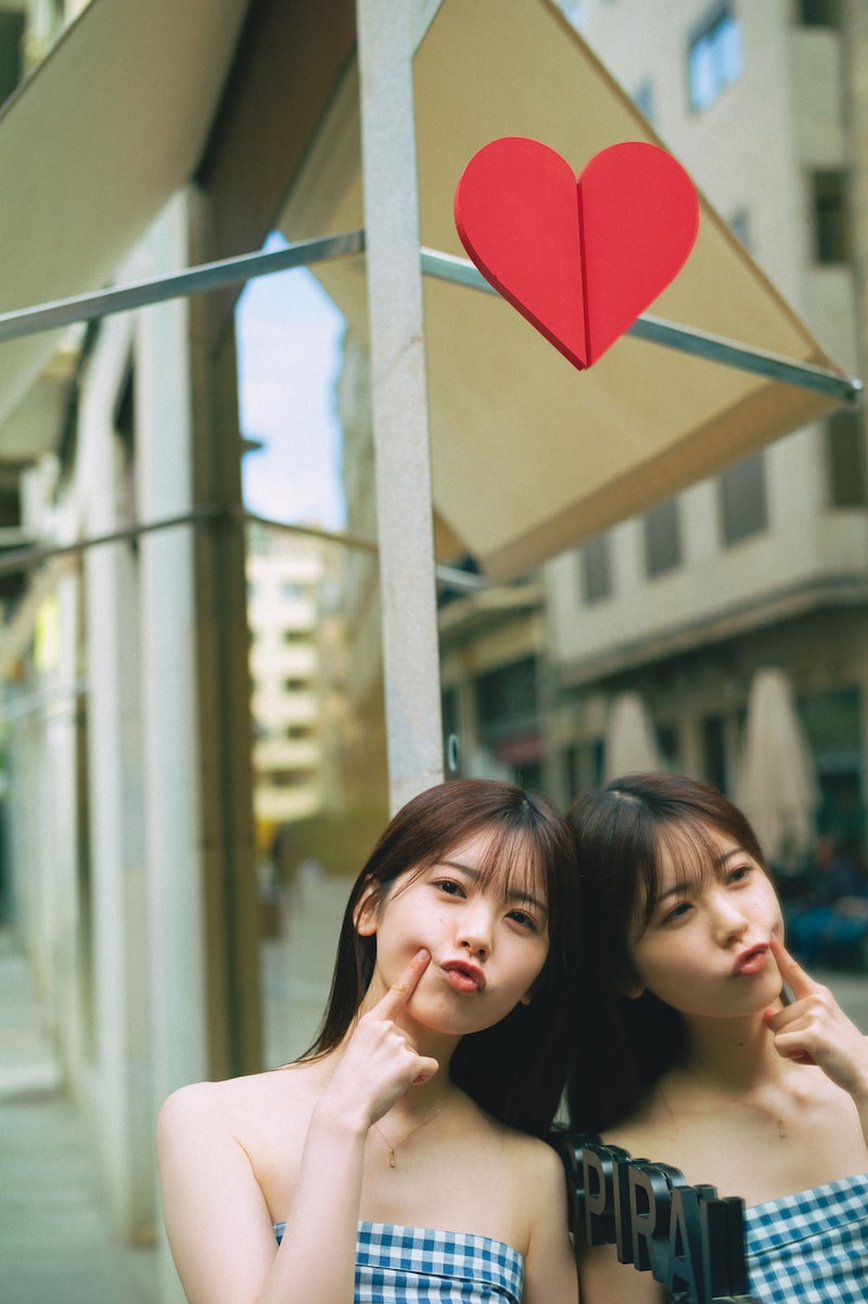 筒井あやめ(乃木坂46)1st写真集「感情の隙間」先行カット第14弾(撮影:細居幸次郎)