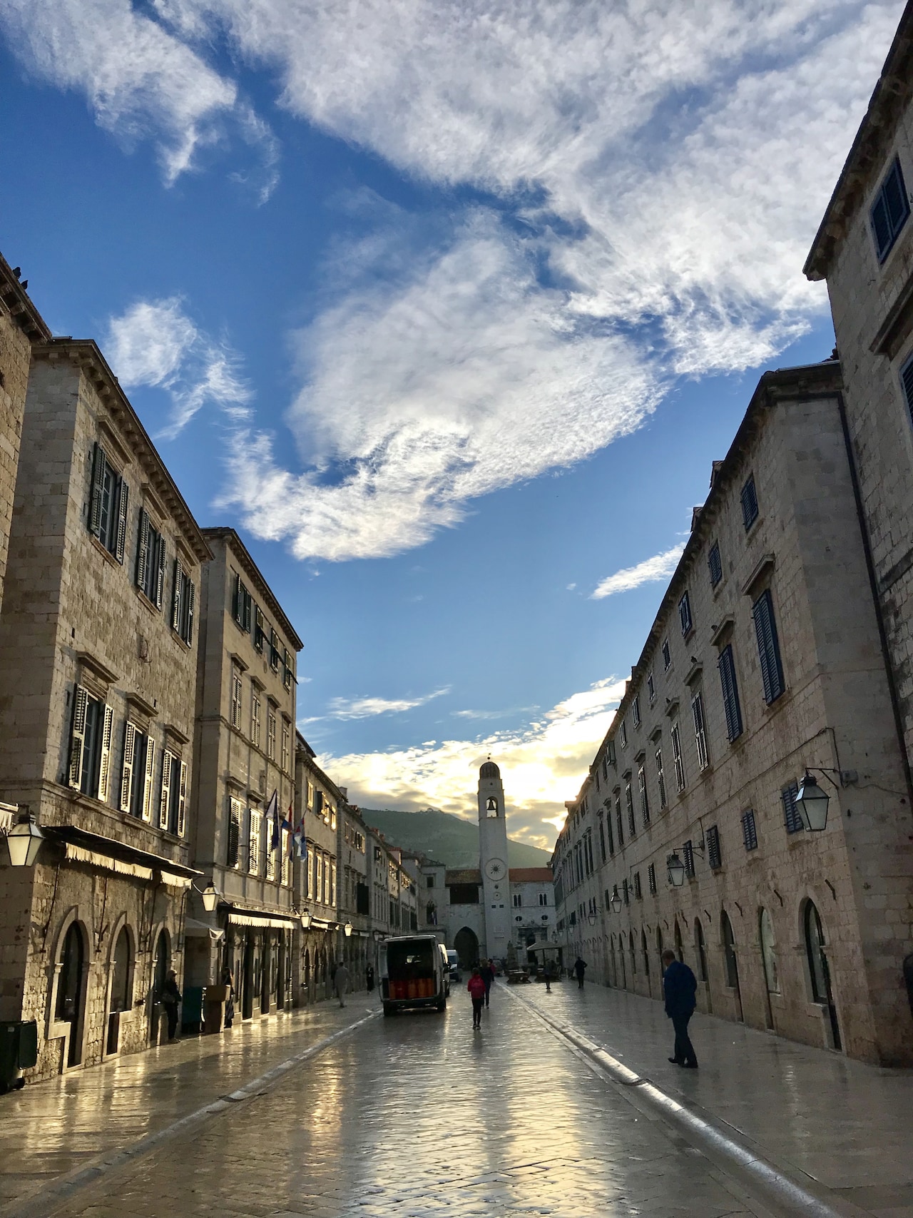 2009年以降、ほぼ毎年海外での仕事が続く。2018年、久々の一人旅となったクロアチア・ドゥブロヴニクにて。