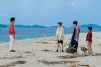 映画「海辺へ行く道」場面写真
