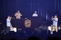 STUTSをゲストに迎えたスチャダラパー。（撮影：三浦憲治）