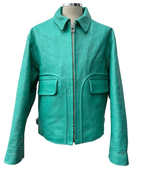 「G-DRAGON 2025 WORLD TOUR [Übermensch]」のためにYohji Yamamoto POUR HOMMEが制作したジャケット。