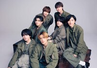 なにわ男子 ©Storm Labels Inc.