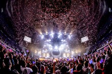 「LiSA LiVE is Smile Always～RiP SERViCE～」の様子。（Photo by Viola Kam［V'z Twinkle］）