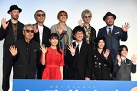 「金子差入店」公開記念舞台挨拶の様子