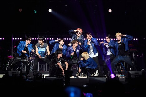 TREASURE。「2025 TREASURE FAN CONCERT [SPECIAL MOMENT] IN JAPAN」より。