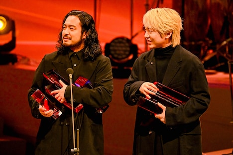 Creepy Nuts ©CEIPA / MUSIC AWARDS JAPAN2025