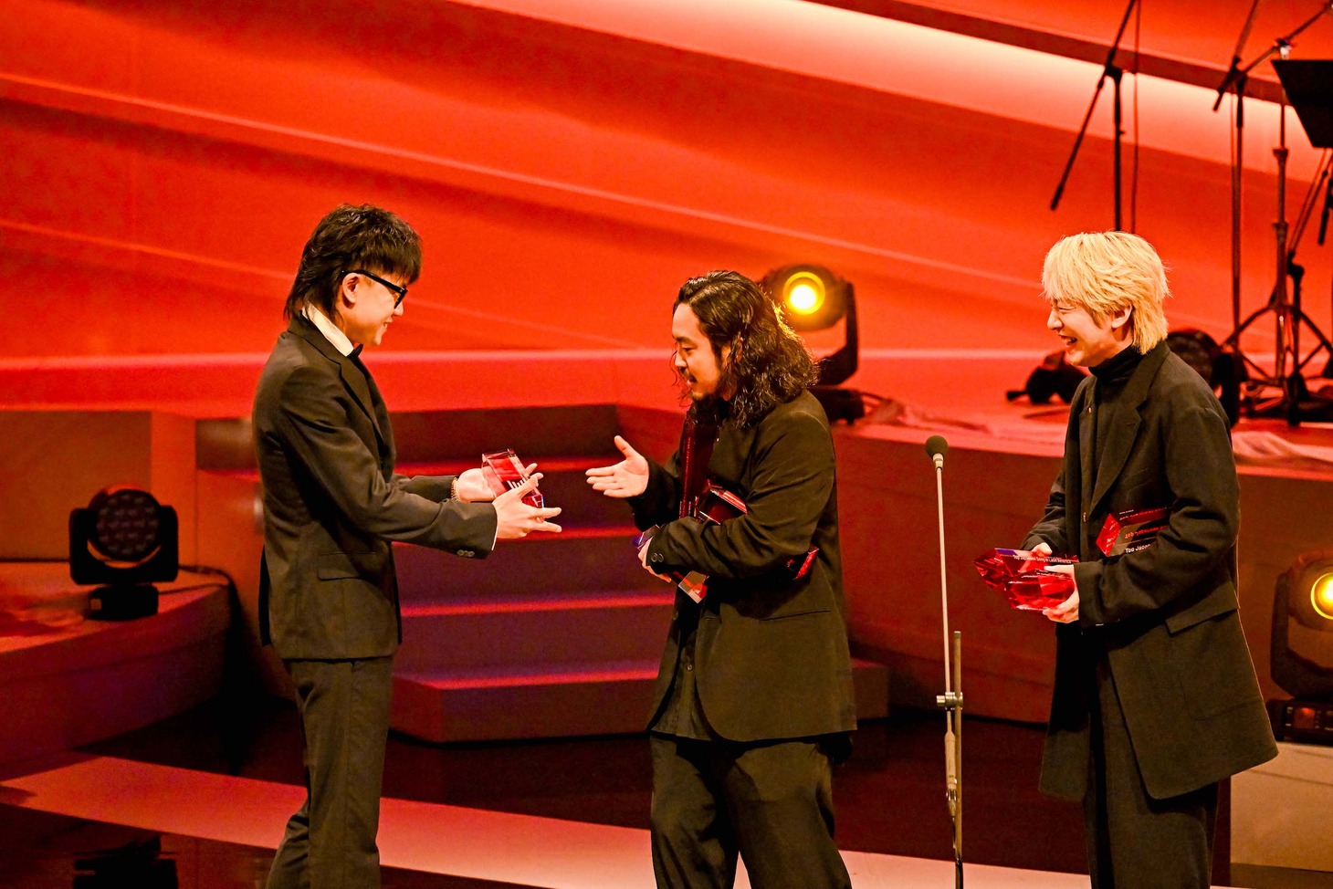 「MUSIC AWARDS JAPAN」授賞式の様子。©CEIPA / MUSIC AWARDS JAPAN2025