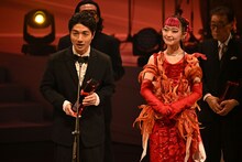 「最優秀ダンス・エレクトロニック楽曲賞 in association with JDDA」を受賞した水曜日のカンパネラ。©CEIPA / MUSIC AWARDS JAPAN2025