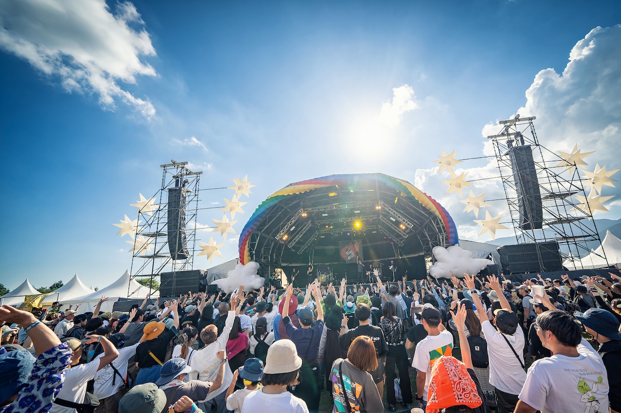 「朝霧JAM」の様子。Ⓒ 宇宙大使☆スター