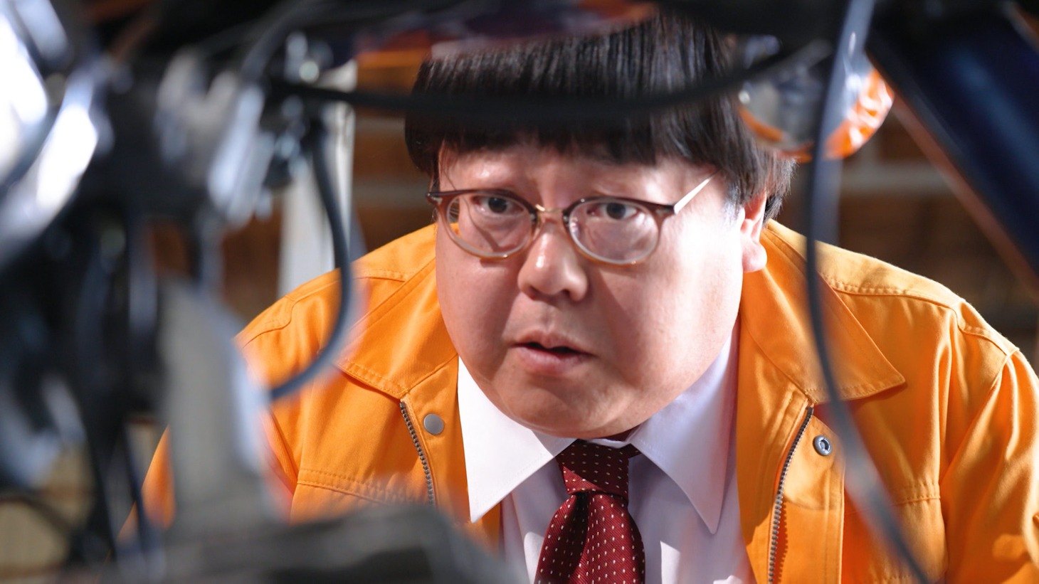 「突破交通事故鑑定人」より、関太（タイムマシーン3号）。 ©日本テレビ