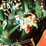 FOMARE × PEDRO、ぎゅうぎゅうライブハウスで灼熱の下北沢ツーマン