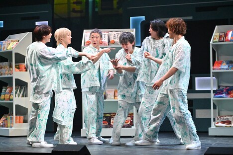 “男気ジャンケン”を行う7ORDER。