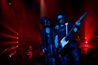 T-BOLANのライブの様子。