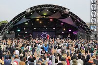 ハナレグミのステージの様子。