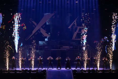 「2025 INI 3RD ARENA LIVE TOUR『XQUARE』」神奈川・Kアリーナ横浜公演の様子。©LAPONE ENTERTAINMENT