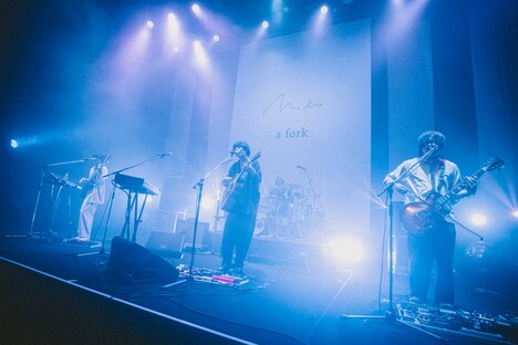 mol-74「a fork」東京公演の様子。（撮影：西槇太一）