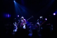 「岸本ゆめのワンマンライブ『おいでませ四半世紀』」の様子。（撮影：土屋恵介）