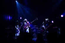 「岸本ゆめのワンマンライブ『おいでませ四半世紀』」の様子。（撮影：土屋恵介）