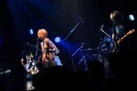 「岸本ゆめのワンマンライブ『おいでませ四半世紀』」の様子。（撮影：土屋恵介）