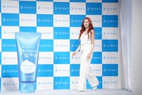 イベントに登場したジゼル。