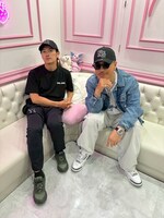 般若とAK-69。©︎AbemaTV,Inc.