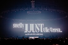 Elle Teresaとswettyによる「I JUST」のパフォーマンスの様子。（Photo by Jun Yokoyama）