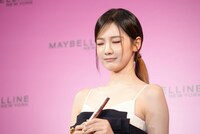 照れるニンニン。