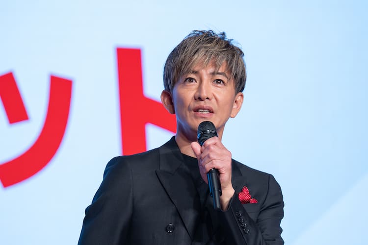 希少 未開封 BE@RBRICK TMT WEAREONE 木村拓哉 木村拓哉が書道を披露、豪快