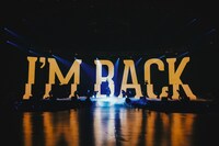 ¥ellow Bucksのライブの様子。（Photo by Daiki Miura）