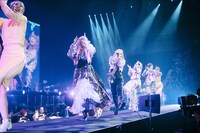 椎名林檎 「（生）林檎博'24 -景気の回復-」の様子。