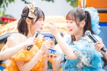 「明治 エッセル スーパーカップ 超バニラ」を鎮西寿々歌に“あげすぎる”真中まな。