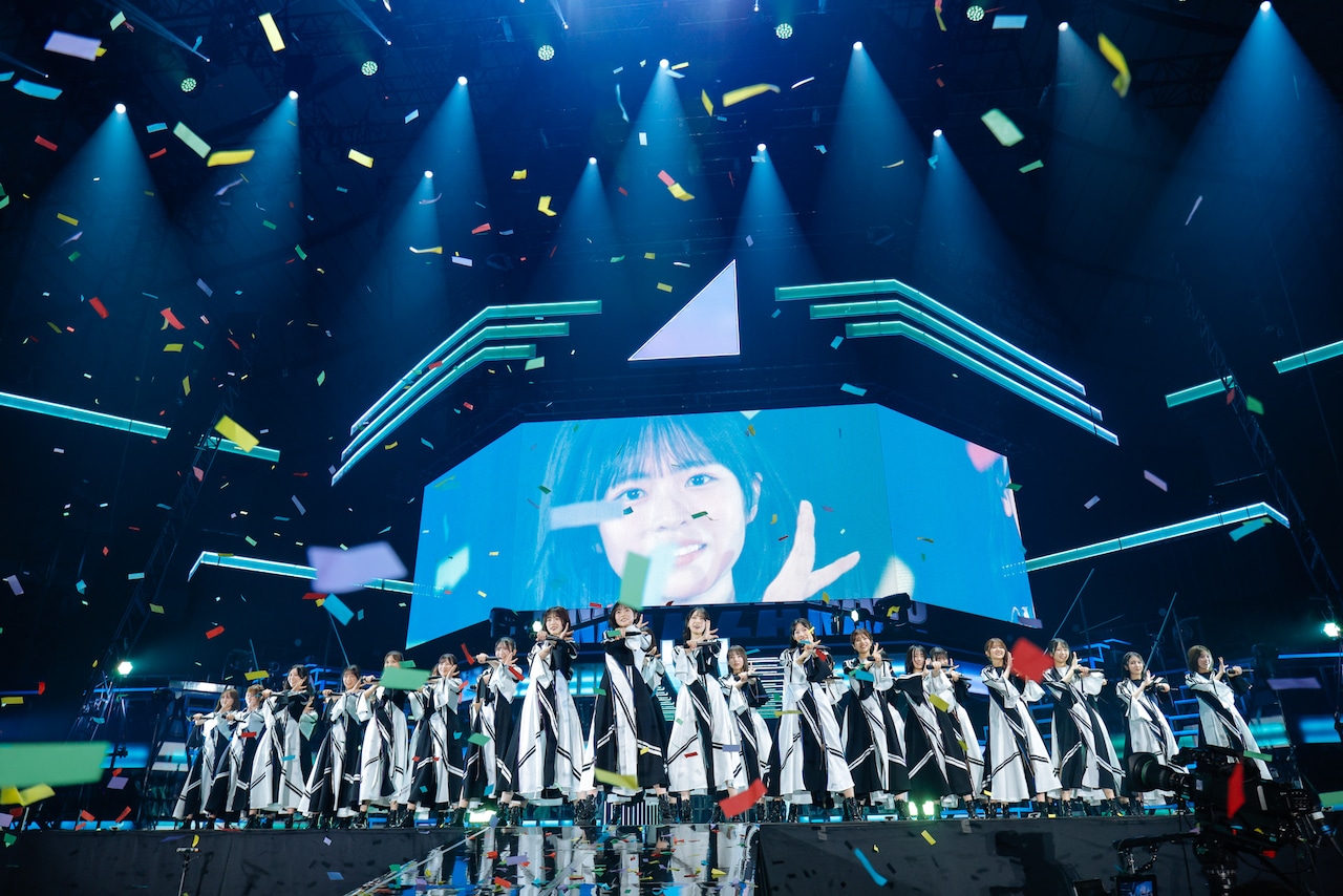 日向坂46 BRAND NEW LIVE 2025『OVER THE RAINBOW』」の様子。（撮影