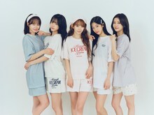 「ICE CREAM COLLECTION」LE SSERAFIM着用ビジュアル