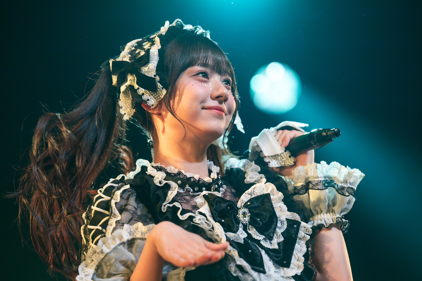 仲村悠菜