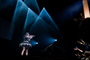 「仲村悠菜 生誕ソロライブ『純喫茶ミルクティー～3杯目～』」の様子。