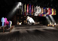 「EIKICHI YAZAWA 50th Year Memorial Exhibition『俺たちの矢沢永吉』展」の内観イメージ。