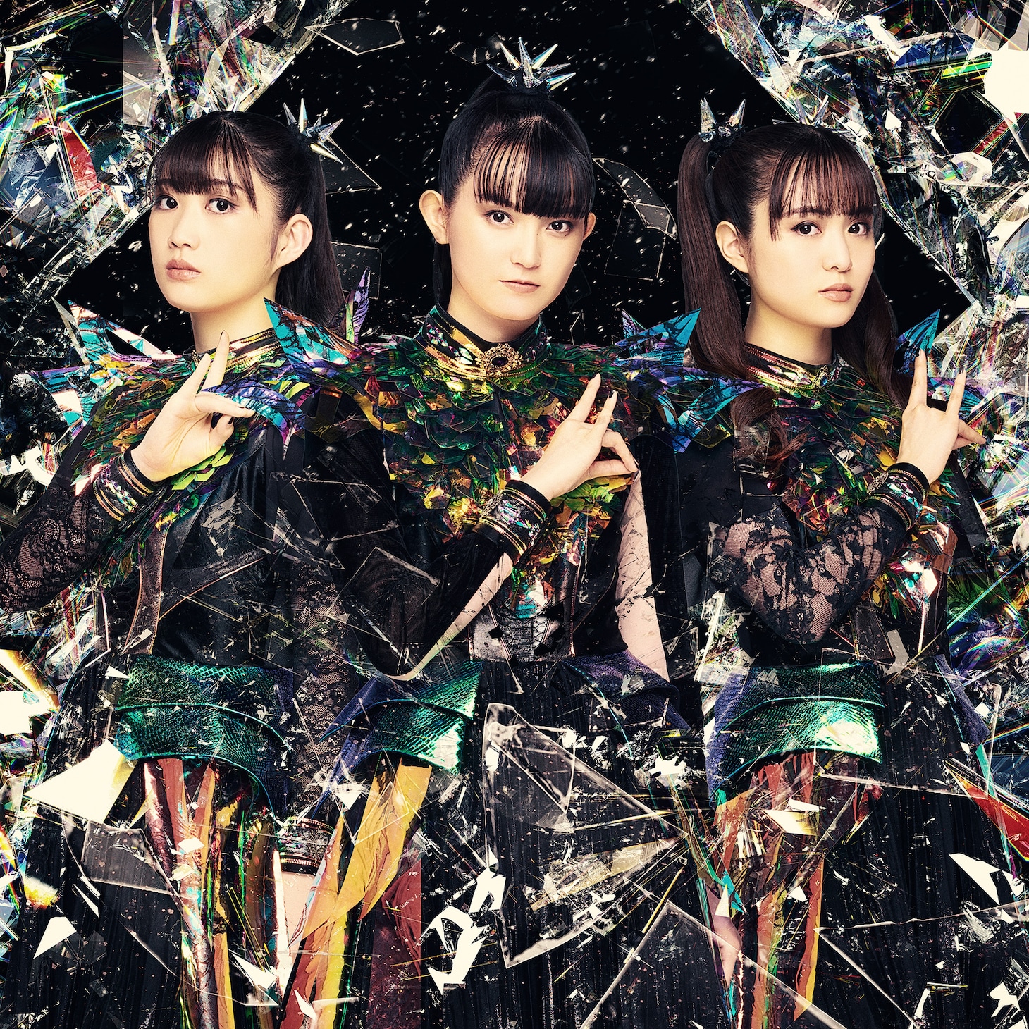 BABYMETAL3カ月連続特集ビジュアル