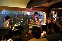 左から蓮沼執太、U-zhaan、Floro Sernande Jr。（Photo by Andrew Poon）