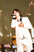 TERU（Vo）（撮影：岡田裕介）