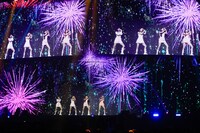 FIFTY FIFTY ©2025 Weverse Con Festival