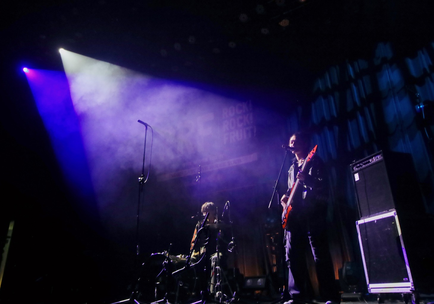 「ROCK! ROCK! FRUIT! -インディーズラストライブハウスTOUR-」ヒューリックホール東京公演の様子。（Photo by mican）