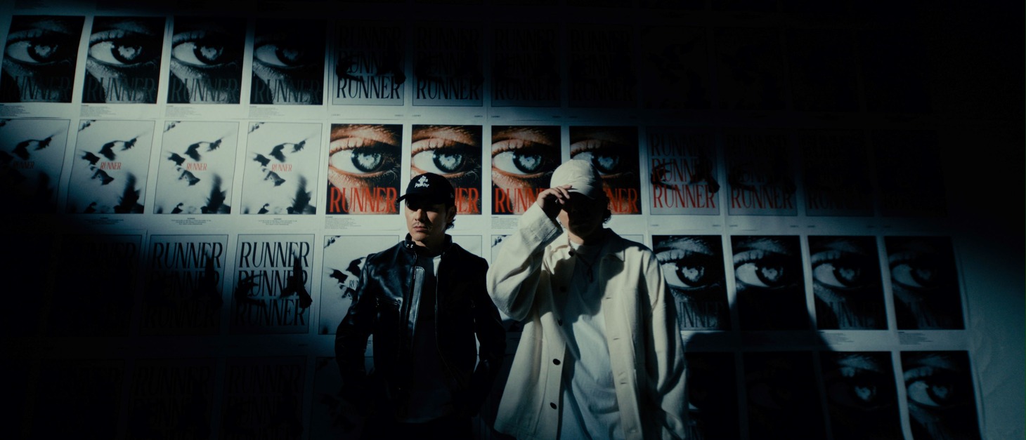 GADORO「RUNNER feat. 般若」ミュージックビデオより。