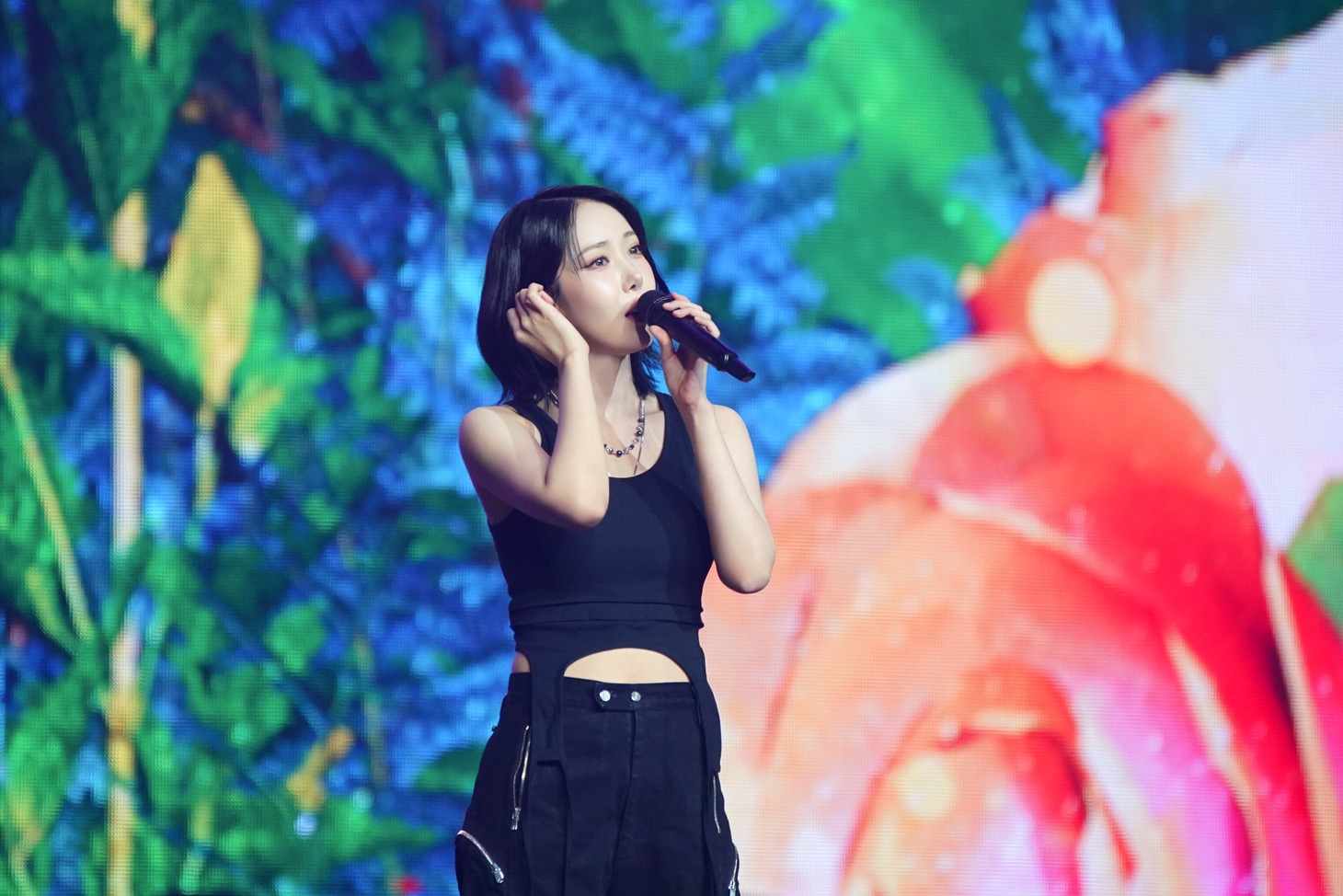 シンビ（VIVIZ） ©2025 Weverse Con Festival
