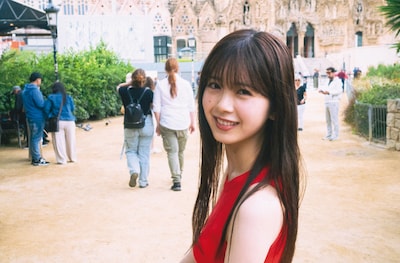 筒井あやめ（乃木坂46）1st写真集「感情の隙間」先行カット（撮影：細居幸次郎）