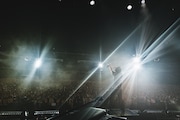 「OFFICIAL HIGE DANDISM LIVE at STADIUM 2025」の様子。(Photo by TAKAHIRO TAKINAMI)