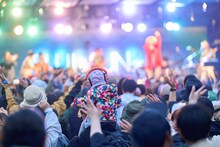 ハナレグミのライブの様子。