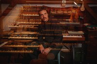 レオン・ミッチェルズ