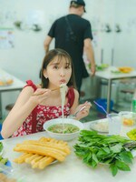 玉井詩織写真集「たまゆら」より。©SDP