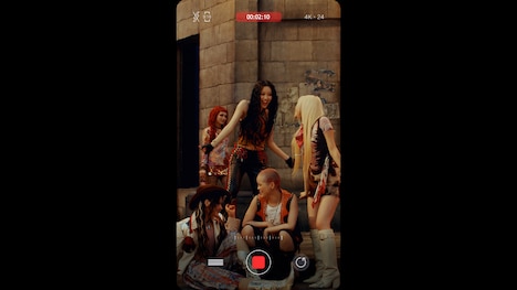 「夢中全開。XG」編より。